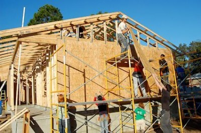 Service Learning: Helping Teens Benefit Through Giving, by Marilyn Price-Mitchell PhD